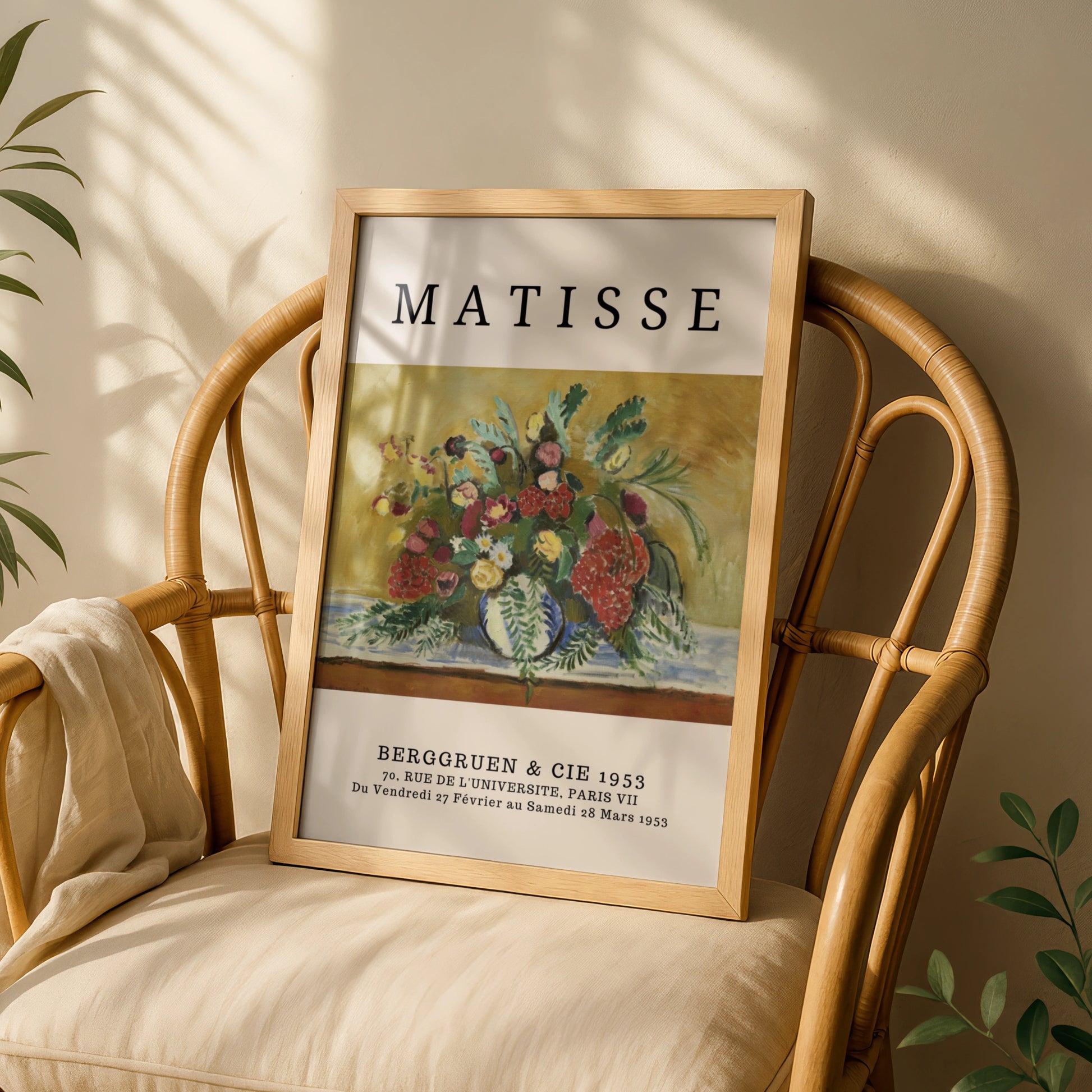 Vintage Floral Bouquet Wall Art Print, Colourful Botanical Modernist Poster – product image 3